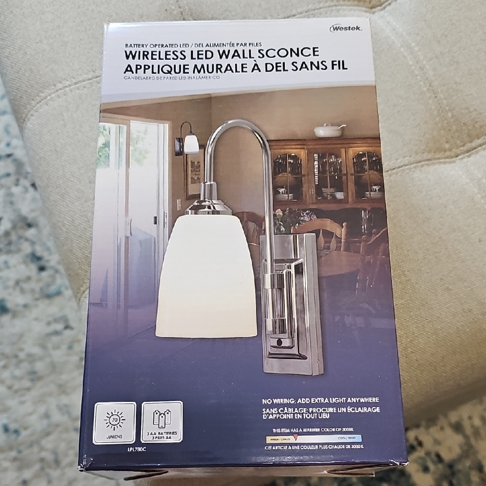 Westek Wireless LED Wall Sconce